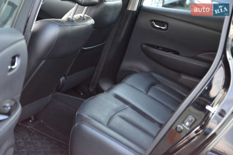 Хетчбек Nissan Leaf 2014 в Луцьку