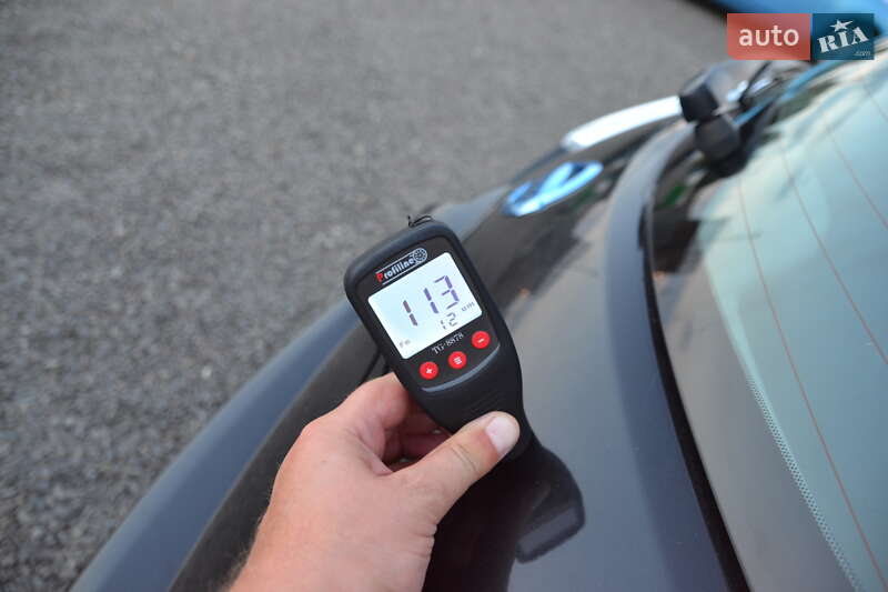 Хетчбек Nissan Leaf 2014 в Луцьку