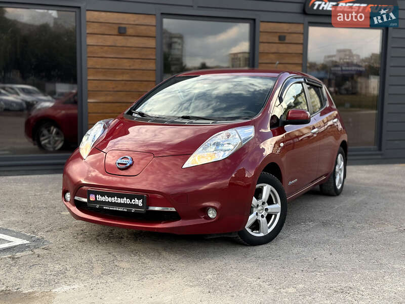 Хетчбек Nissan Leaf 2013 в Червонограді