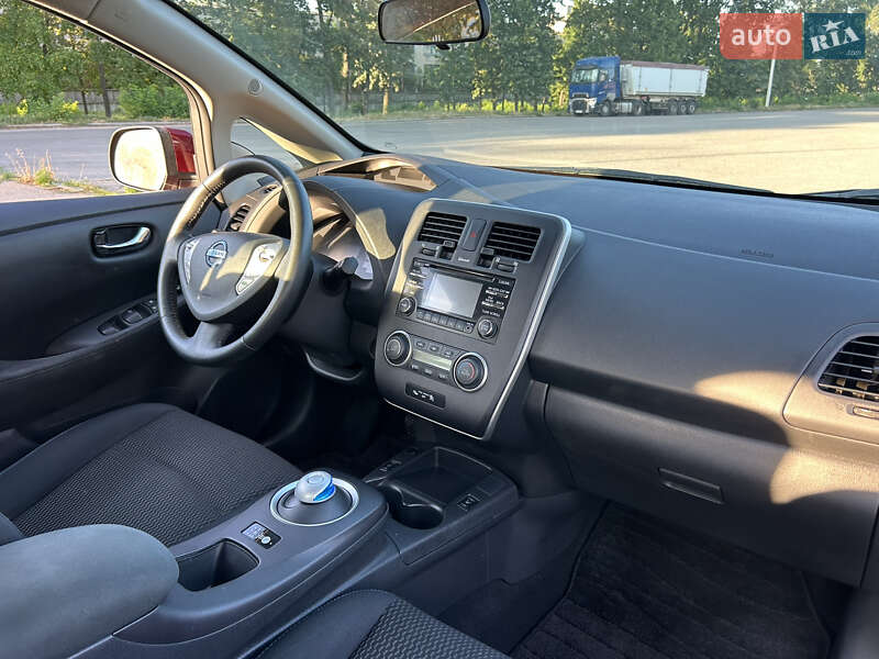Хэтчбек Nissan Leaf 2015 в Белой Церкви фото 21 Хэтчбек Nissan Leaf 2015 в Белой Церкви