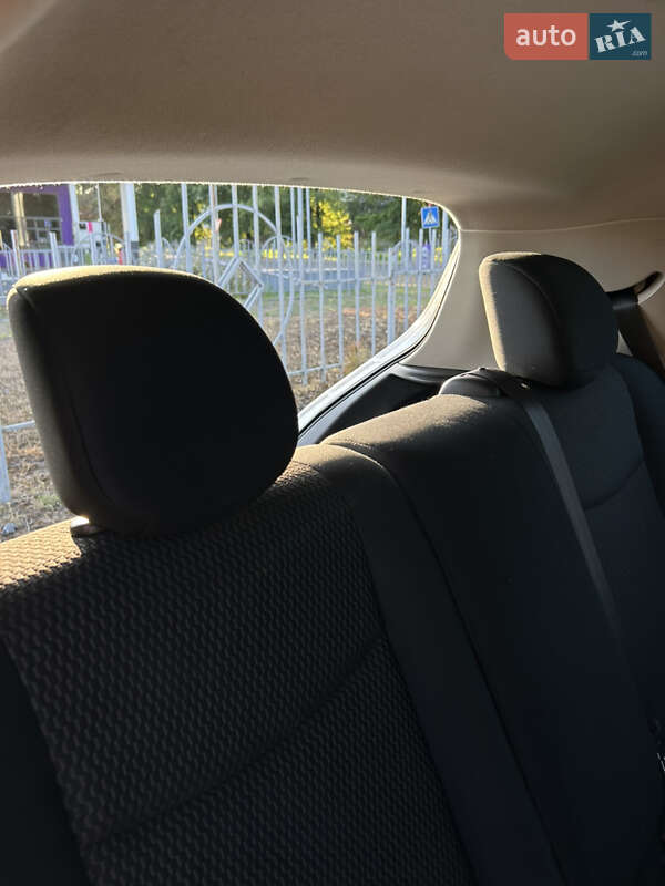 Хэтчбек Nissan Leaf 2015 в Белой Церкви фото 38 Хэтчбек Nissan Leaf 2015 в Белой Церкви