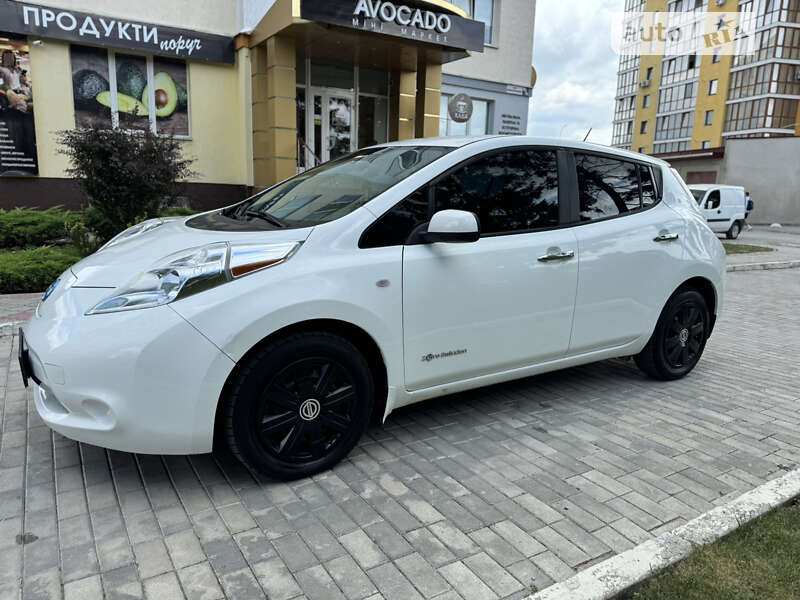 Nissan Leaf 2014