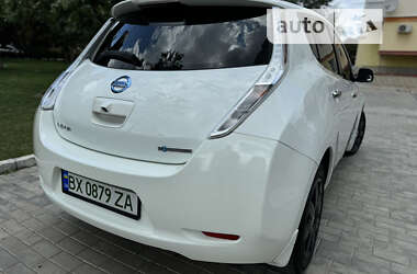 Хэтчбек Nissan Leaf 2014 в Каменец-Подольском