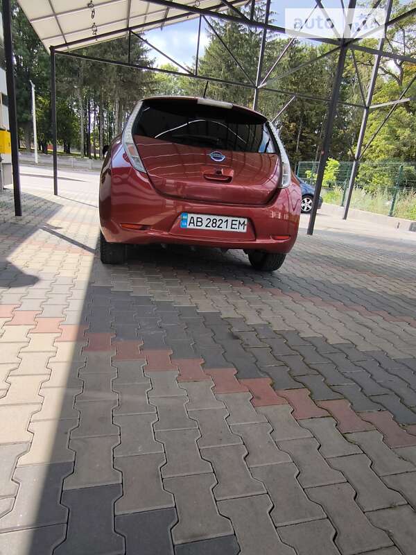 Хэтчбек Nissan Leaf 2015 в Виннице фото 11 Хэтчбек Nissan Leaf 2015 в Виннице