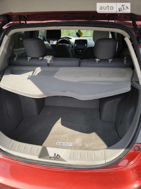 Хэтчбек Nissan Leaf 2015 в Виннице фото 13 Хэтчбек Nissan Leaf 2015 в Виннице