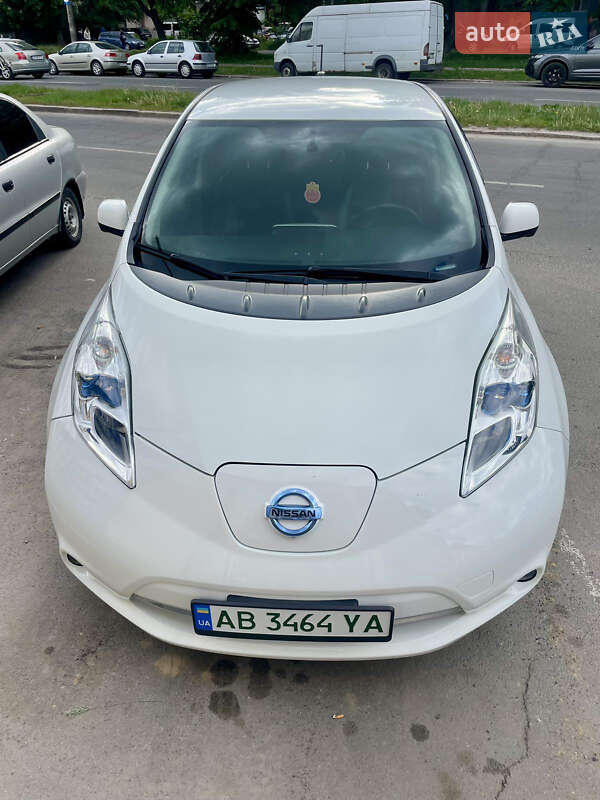 Хэтчбек Nissan Leaf 2016 в Виннице