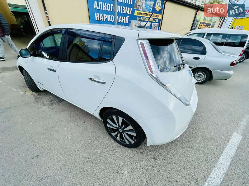 Хэтчбек Nissan Leaf 2016 в Виннице