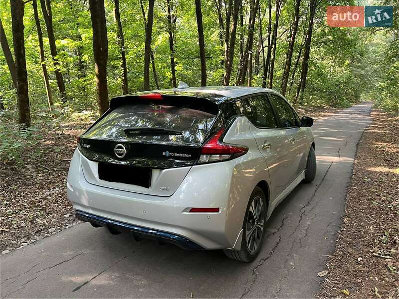 Хэтчбек Nissan Leaf 2020 в Полтаве