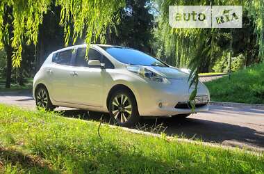 Хетчбек Nissan Leaf 2015 в Львові