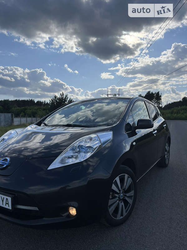 Хэтчбек Nissan Leaf 2013 в Ковеле