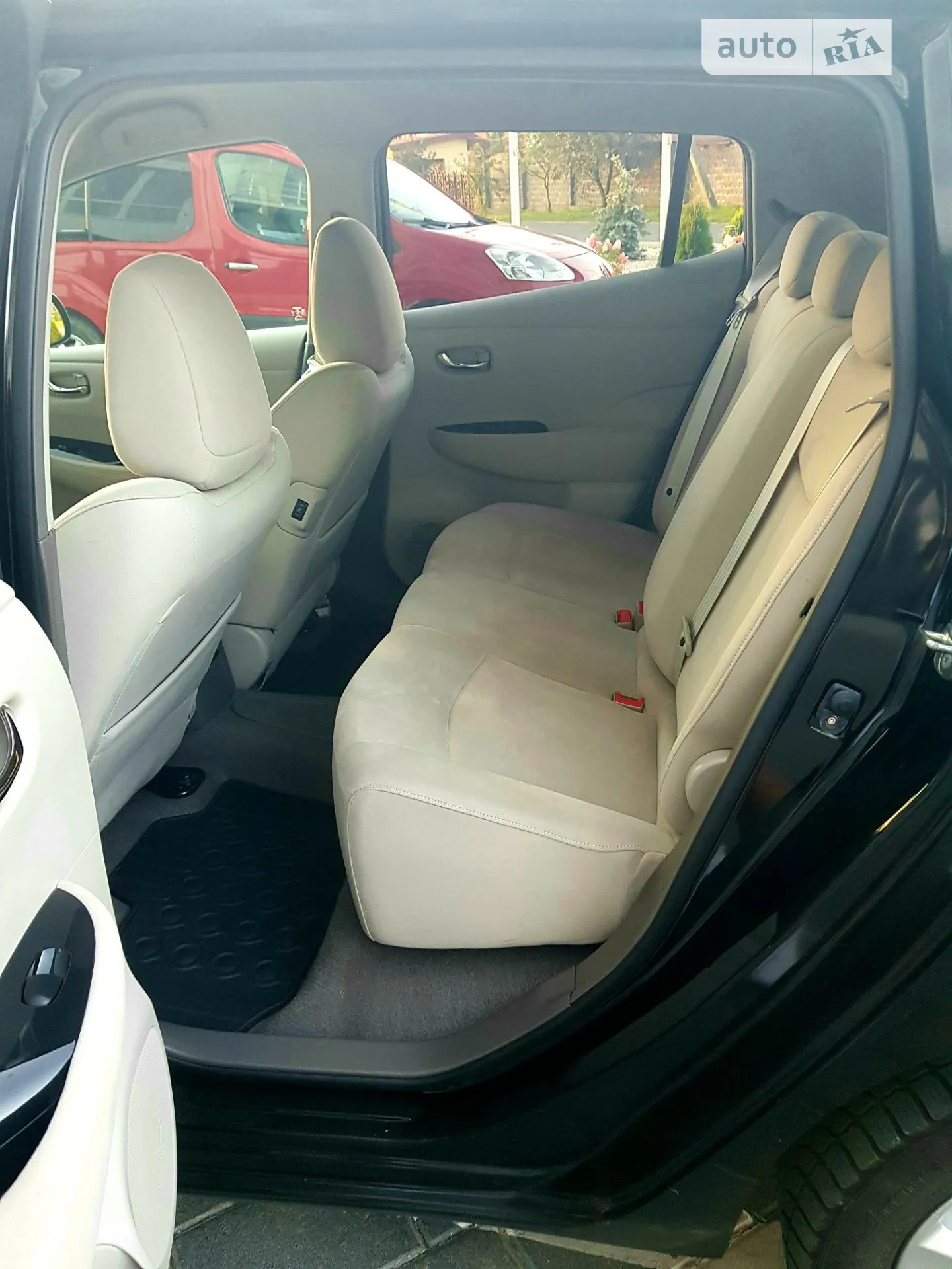 2012 Nissan Leaf - мініатюра 14