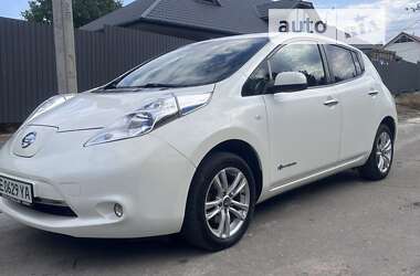 Хетчбек Nissan Leaf 2014 в Первомайську