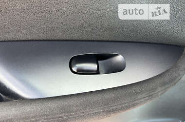 Хэтчбек Nissan Leaf 2015 в 