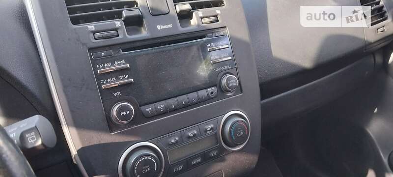 Хэтчбек Nissan Leaf 2013 в Лозовой