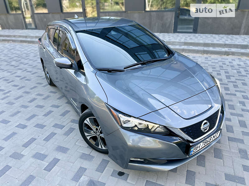 Хетчбек Nissan Leaf 2019 в Одесі