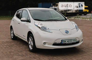 Хетчбек Nissan Leaf 2013 в Рівному