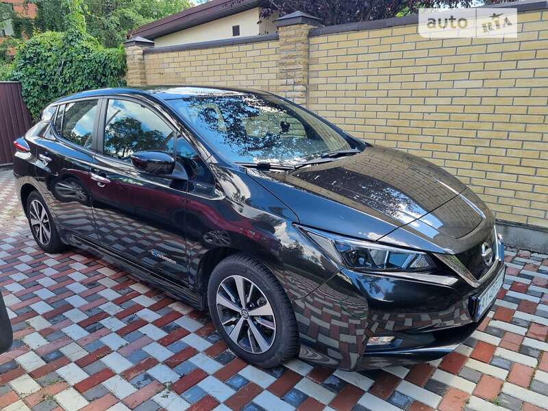 Хэтчбек Nissan Leaf 2018 в Киеве фото 3 Хэтчбек Nissan Leaf 2018 в Киеве