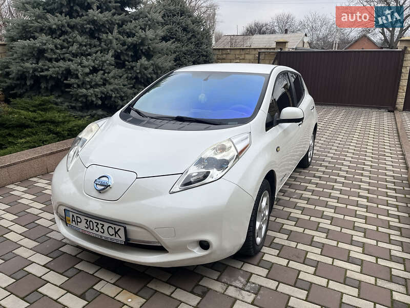 Nissan Leaf 2014