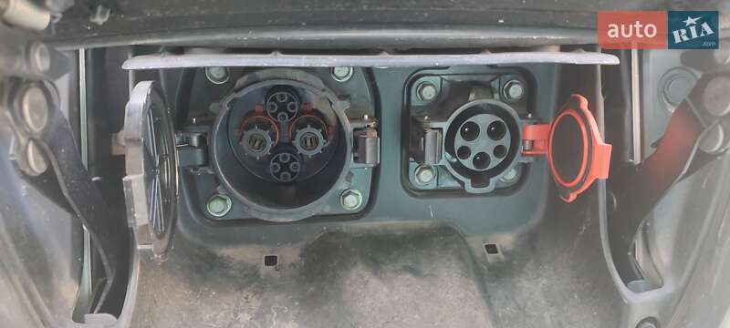 Хэтчбек Nissan Leaf 2012 в Черкассах