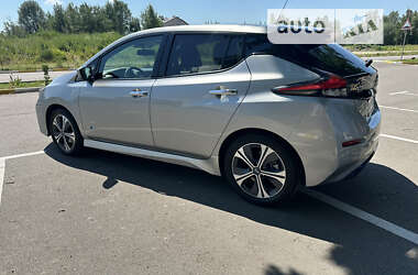 Хэтчбек Nissan Leaf 2019 в Киеве