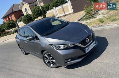 Хетчбек Nissan Leaf 2018 в Миколаєві
