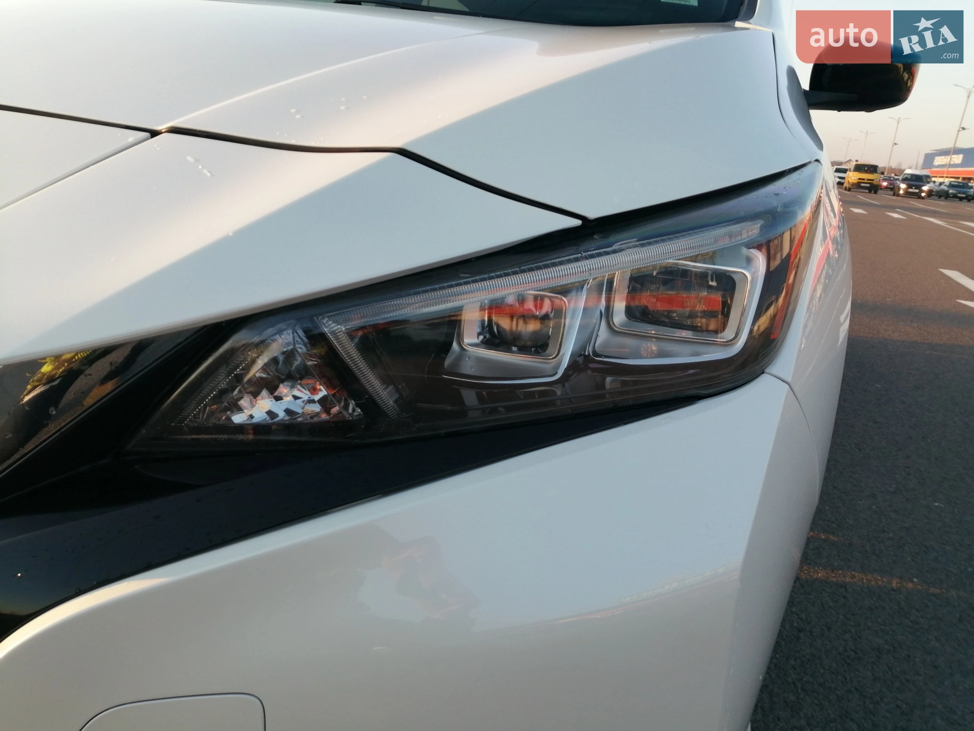 2019 Nissan Leaf - мініатюра 11