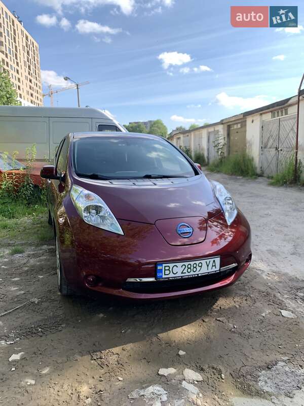 Хетчбек Nissan Leaf 2017 в Львові