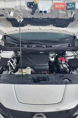 Хэтчбек Nissan Leaf 2022 в Днепре