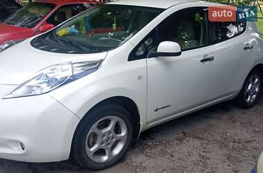 Хетчбек Nissan Leaf 2012 в Хмельницькому