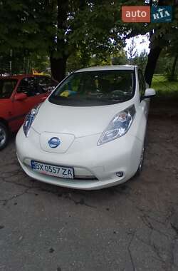 Хетчбек Nissan Leaf 2012 в Хмельницькому