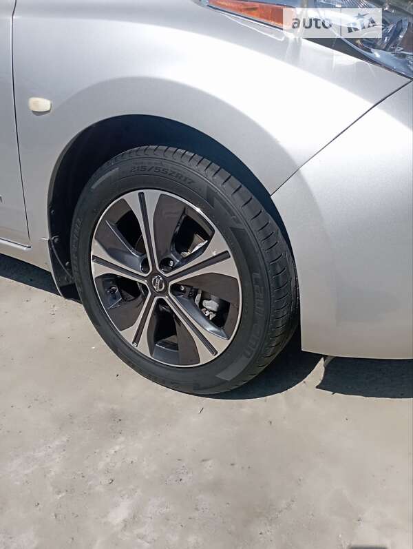 Хетчбек Nissan Leaf 2013 в Одесі фото 3 Хетчбек Nissan Leaf 2013 в Одесі