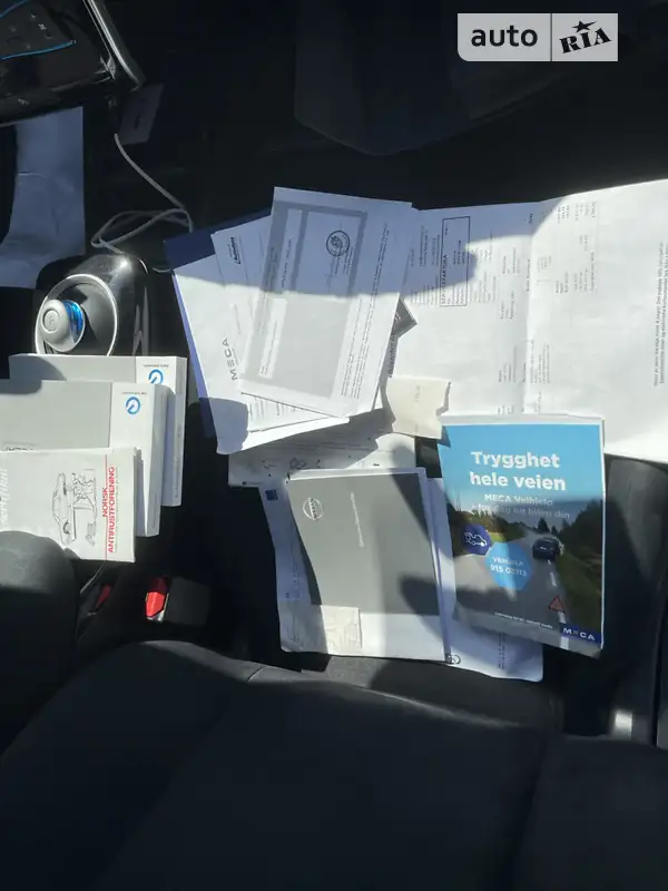 Хэтчбек Nissan Leaf 2015 в Киеве документ