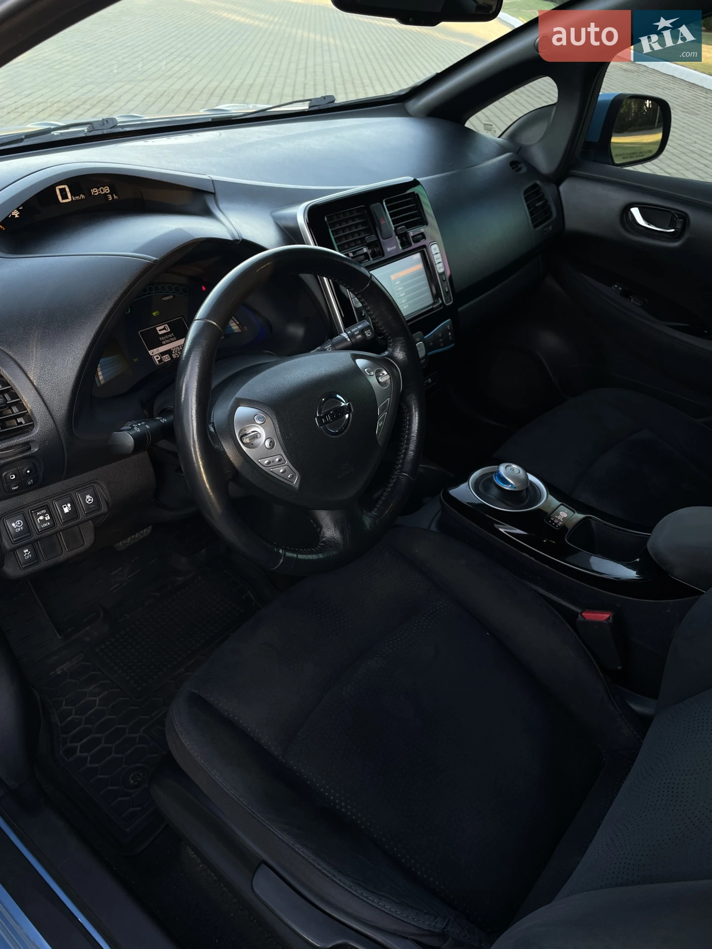 2013 Nissan Leaf - мініатюра 13