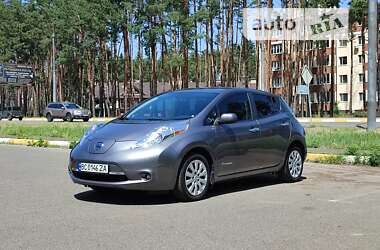 Хетчбек Nissan Leaf 2015 в Ірпені