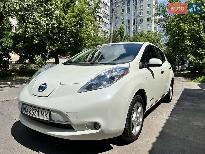 Nissan Leaf 2011