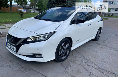 Хэтчбек Nissan Leaf 2018 в Житомире