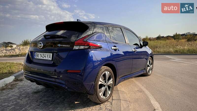 Хэтчбек Nissan Leaf 2021 в Ровно фото 25 Хэтчбек Nissan Leaf 2021 в Ровно
