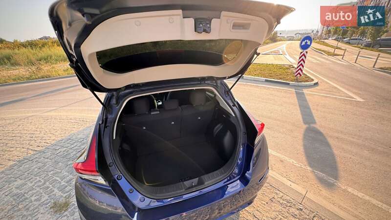 Хэтчбек Nissan Leaf 2021 в Ровно фото 34 Хэтчбек Nissan Leaf 2021 в Ровно