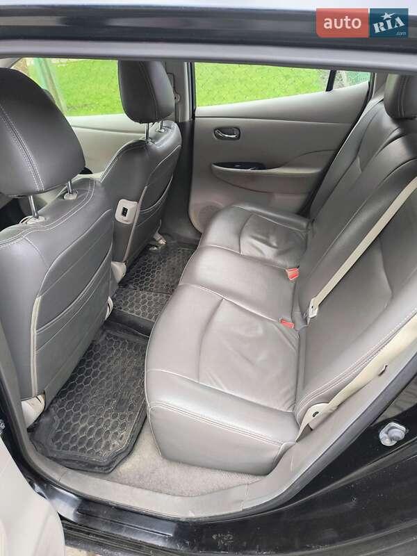 Хетчбек Nissan Leaf 2012 в Львові
