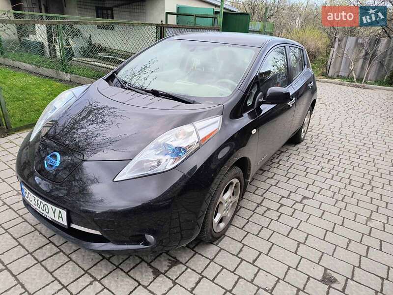 Хетчбек Nissan Leaf 2012 в Львові