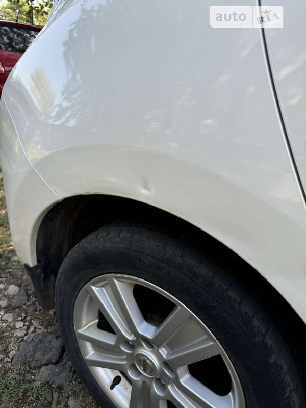 Хэтчбек Nissan Leaf 2013 в Киеве фото 11 Хэтчбек Nissan Leaf 2013 в Киеве