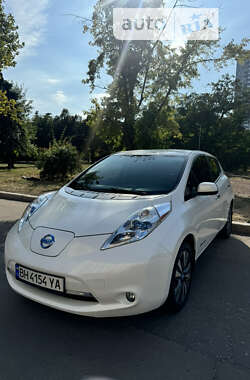 Хетчбек Nissan Leaf 2014 в Одесі