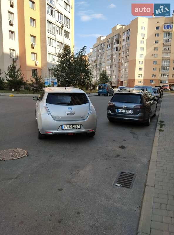 Nissan Leaf 2012