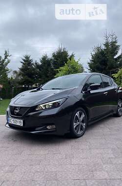 Хетчбек Nissan Leaf 2018 в Самборі