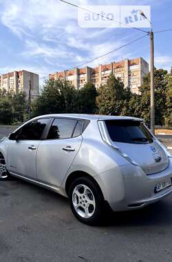 Хетчбек Nissan Leaf 2012 в Запоріжжі