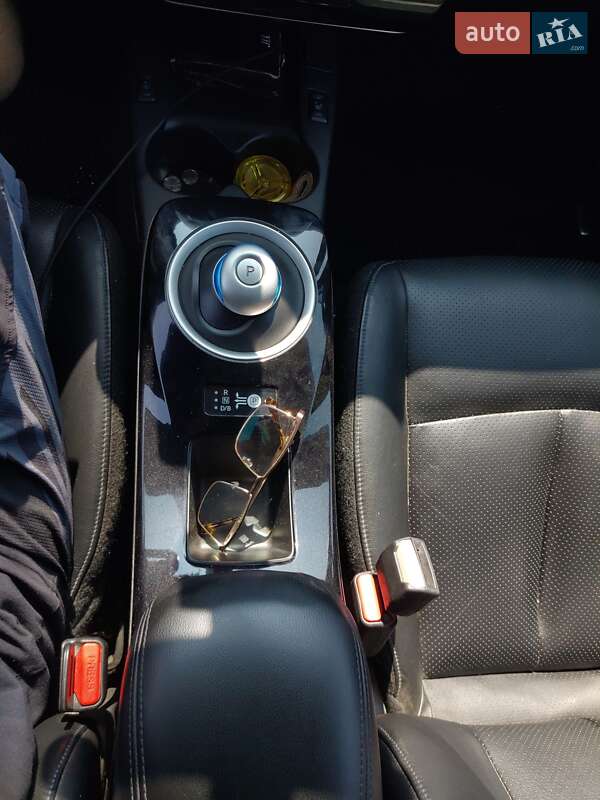 Хетчбек Nissan Leaf 2014 в Вінниці