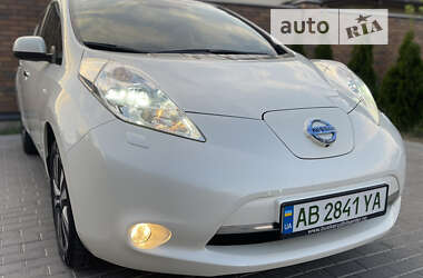 Хетчбек Nissan Leaf 2016 в Вінниці