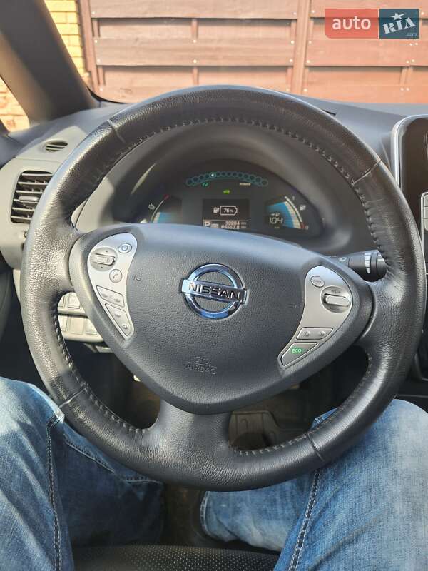 Хэтчбек Nissan Leaf 2014 в Черкассах