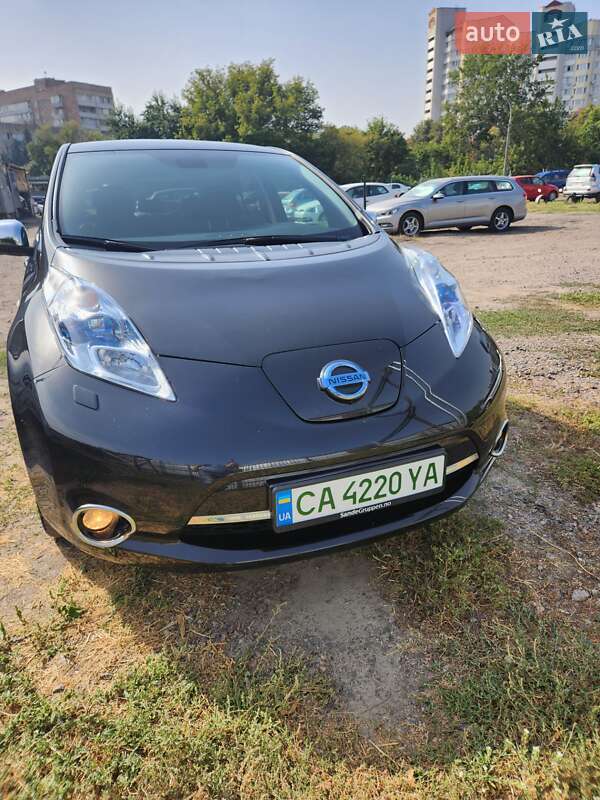 Хэтчбек Nissan Leaf 2014 в Черкассах