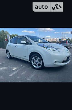 Хэтчбек Nissan Leaf 2012 в Львове